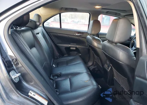 2010 Suzuki Kizashi Sls from USA, damaged, VIN JS2RF9A76A6100646